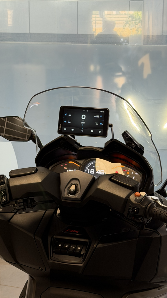 KYMCO AK 550 Navigasyon Barı